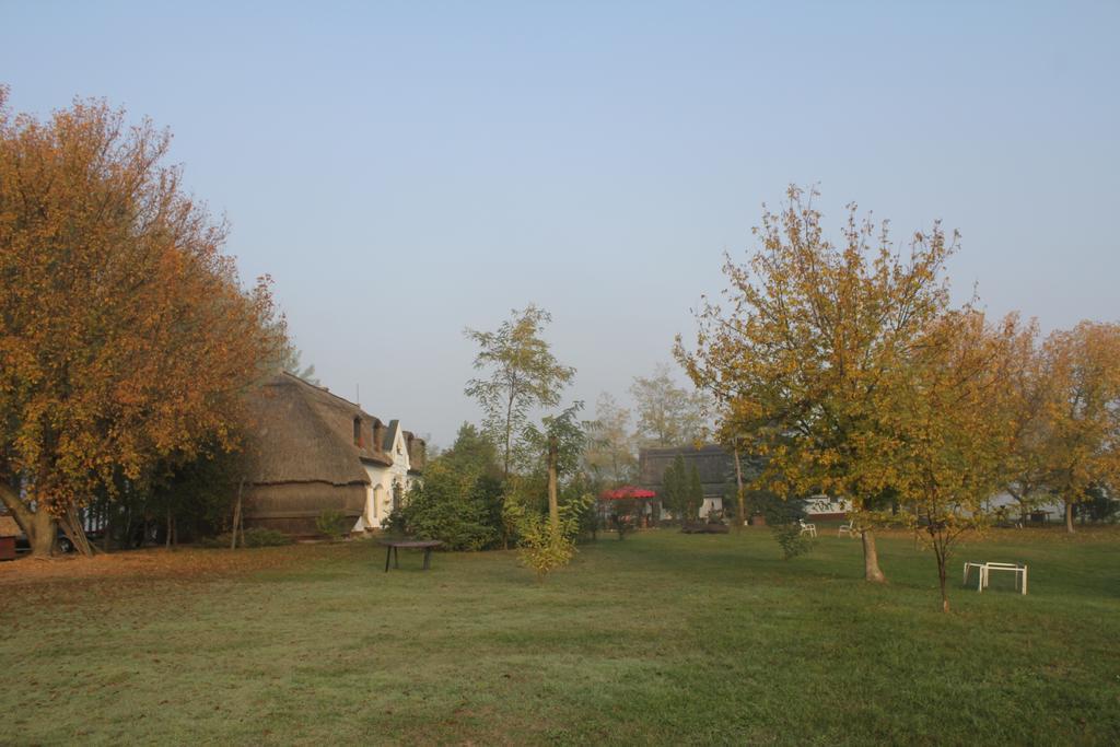 Gedeon Tanya Panzio Pension Jakabszállás Buitenkant foto